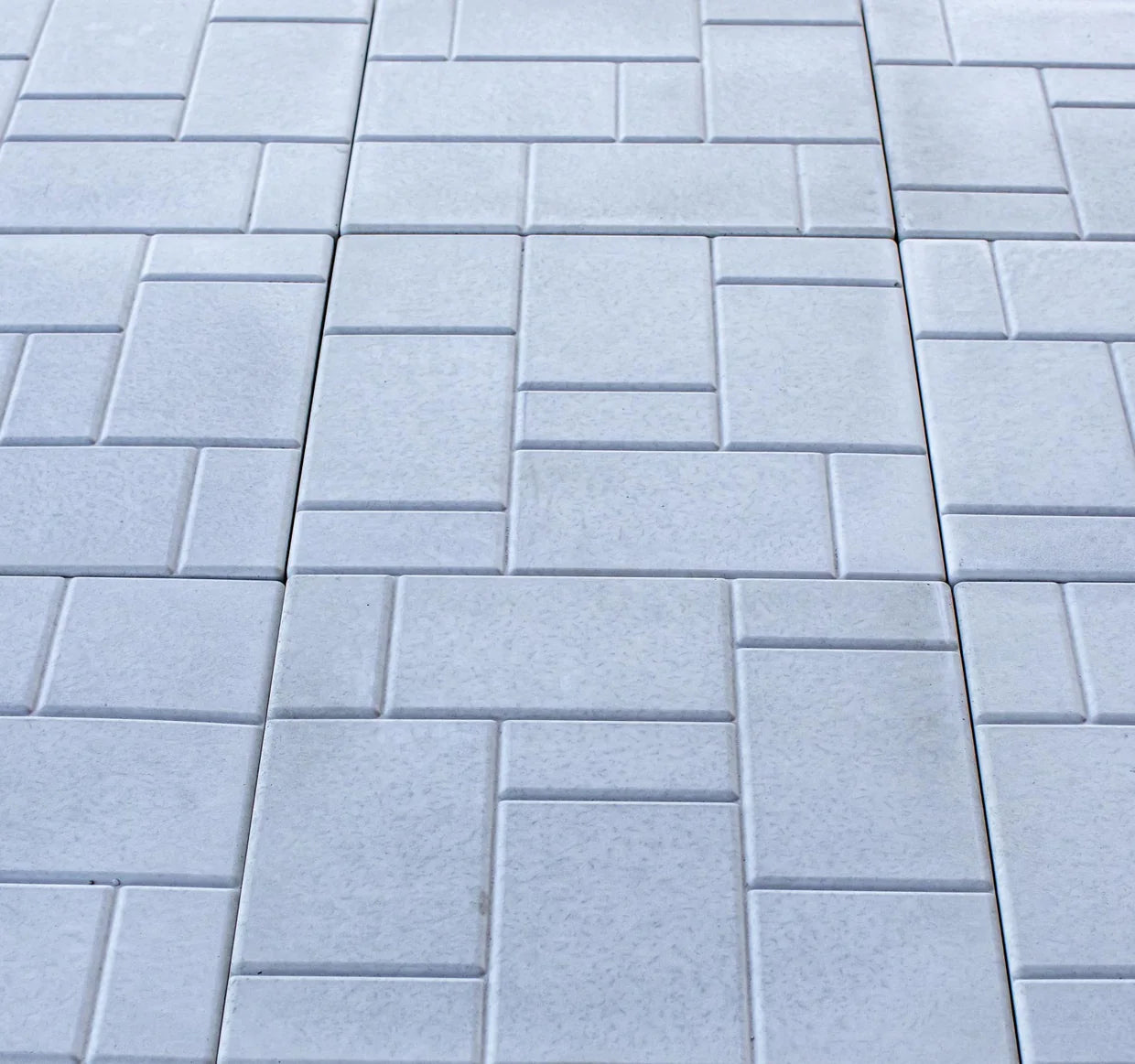 Dalle Brico grise pâle "Patio Drummond" 18 po x 18 po